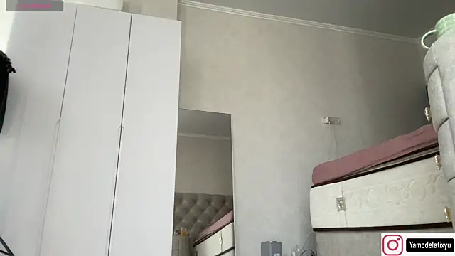 diffgirls2 online show from 09/13/25, 09:09