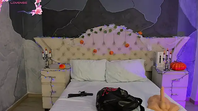 AmberGreyy  online show from 10/23/25, 05:23