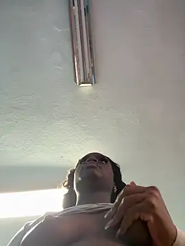 IsabellaBromsS online show from 12/13/25, 10:48