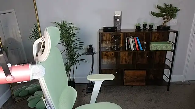 Snapshot of rodeobrii chatting on 10/10/25, 01:26 rodeobrii online show from 10/10/25, 01:26