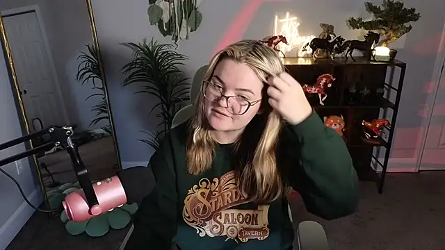 Snapshot of rodeobrii chatting on 11/05/25, 02:55 rodeobrii online show from 11/05/25, 02:55