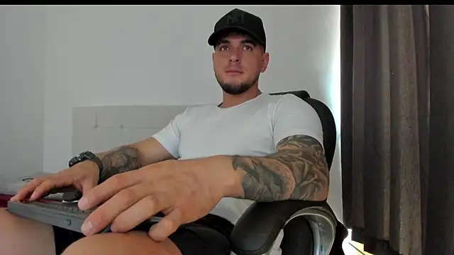 Teilor Creed online show from 11/23/25, 06:08