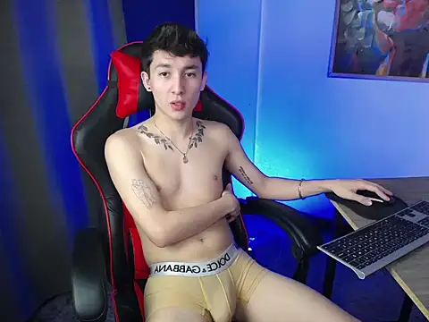 Snapshot of SebasstianGrand chatting on 02/11/25, 11:33 SebasstianGrand online show from 02/11/25, 11:33