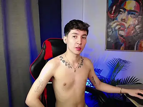 Snapshot of SebasstianGrand chatting on 03/01/25, 02:48 SebasstianGrand online show from 03/01/25, 02:48