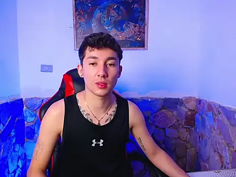 Snapshot of SebasstianGrand chatting on 11/17/25, 07:19 SebasstianGrand online show from 11/17/25, 07:19