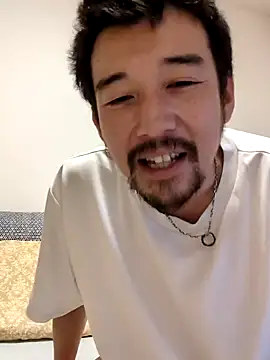 Snapshot of KOUHEY2023 chatting on 01/20/25, 12:39 KOUHEY2023 online show from 01/20/25, 12:39