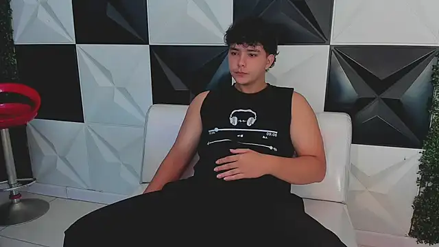 Dani cumboy online show from 10/02/25, 02:02