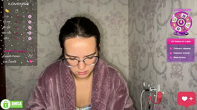 Snapshot of the_princese chatting on 09/30/25, 04:01 the princese online show from 09/30/25, 04:01