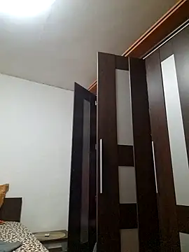 Evadesirex46 online show from 11/19/25, 09:42