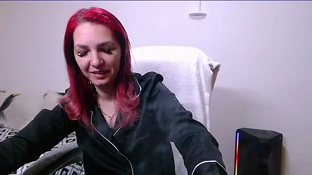 Evadesirex46 online show from 05/17/26, 07:32