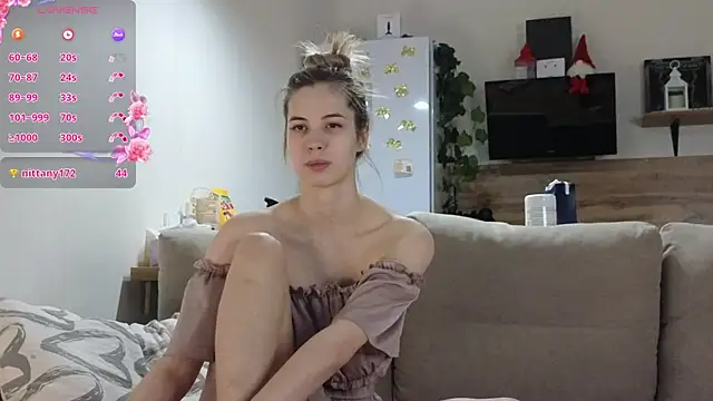 Girl alone home online show from 01/25/25, 03:30