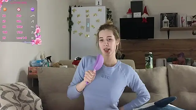 Girl alone home online show from 02/13/25, 03:35