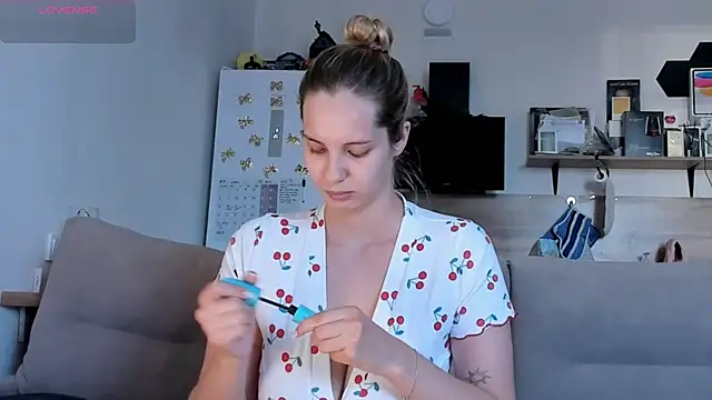 Girl alone home online show from 07/29/26, 02:59