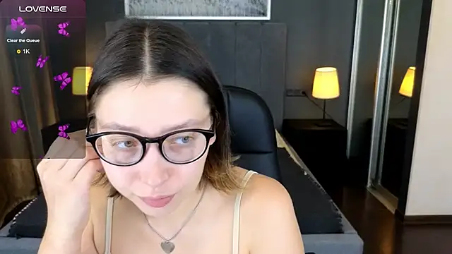 your demi online show from 09/16/25, 05:41