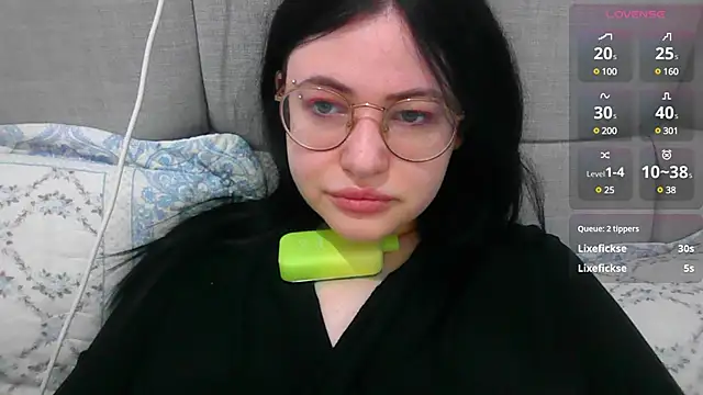 German Eva online show from 01/11/25, 12:12