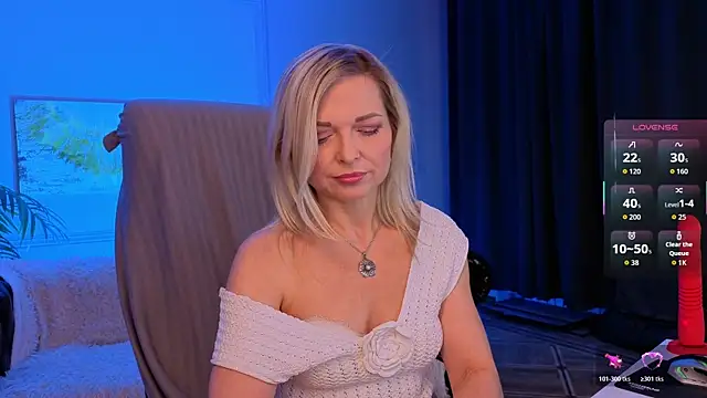 Gloria Lovely online show from 07/16/26, 11:38