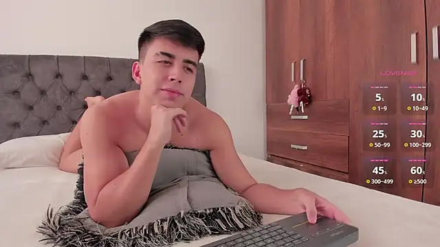 Snapshot of jordanmuskk chatting on 11/24/25, 06:29 jordanmuskk online show from 11/24/25, 06:29