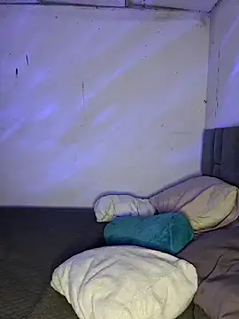 BrittanyDiaz online show from 01/04/25, 08:48