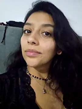 BrittanyDiaz online show from 10/29/25, 10:11