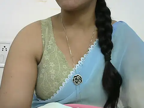 rashmika reddy online show from 10/07/25, 03:47