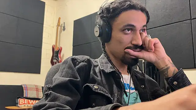 hotcamboy420 online show from 11/13/25, 03:49