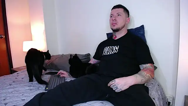 Adam tatto online show from 01/21/25, 02:43
