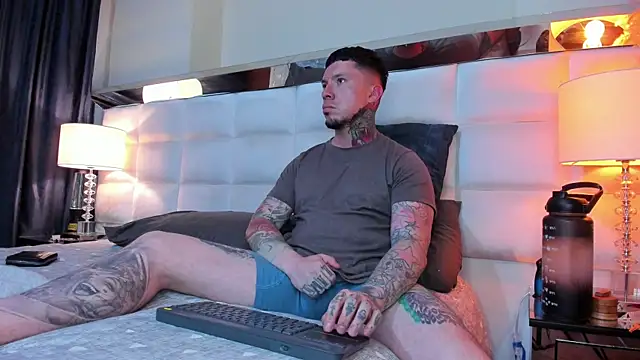 Snapshot of Adam_tatto chatting on 10/07/25, 12:30 Adam tatto online show from 10/07/25, 12:30