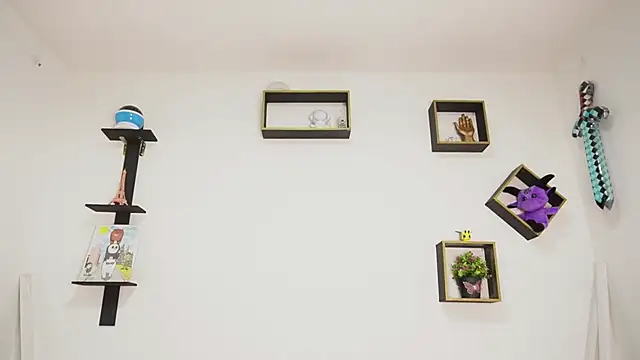 Snapshot of Sophy_SmileSweet chatting on 11/07/25, 10:37 Sophy SmileSweet online show from 11/07/25, 10:37