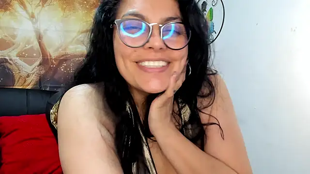 Snapshot of Lust_Mom41 chatting on 12/05/24, 06:22 Lust Mom41 online show from 12/05/24, 06:22