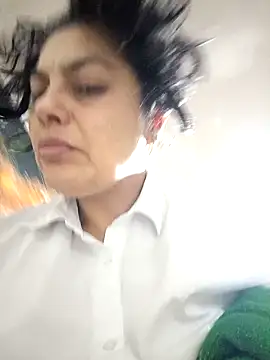 Snapshot of Lust_Mom41 chatting on 12/10/24, 02:06 Lust Mom41 online show from 12/10/24, 02:06