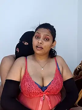 Snapshot of Sexy_DarloSiya chatting on 01/17/26, 05:27 Sexy DarloSiya online show from 01/17/26, 05:27