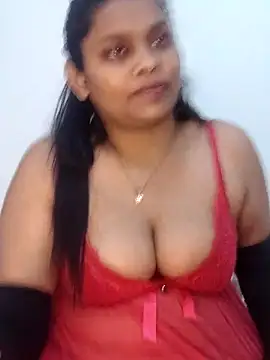 Snapshot of Sexy_DarloSiya chatting on 02/12/26, 06:47 Sexy DarloSiya online show from 02/12/26, 06:47