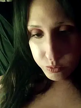 Snapshot of youka_tr chatting on 12/17/25, 08:26 youka tr online show from 12/17/25, 08:26