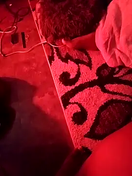 Snapshot of freakniknutty chatting on 03/20/25, 02:29 freakniknutty online show from 03/20/25, 02:29