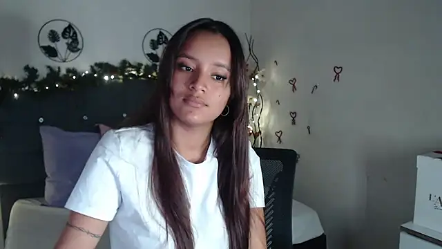 mia sweetdc online show from 12/21/24, 08:54