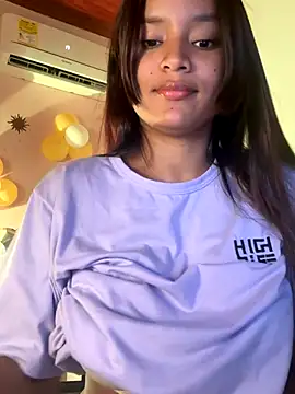 Snapshot of mia_sweetdc chatting on 09/25/25, 06:55 mia sweetdc online show from 09/25/25, 06:55