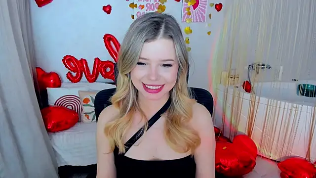 FollowLovee online show from 02/08/26, 08:34