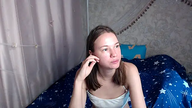 leila bambi  online show from 07/28/26, 05:34