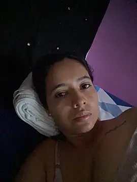 Snapshot of juliana_0796 chatting on 05/06/26, 07:30 juliana 0796 online show from 05/06/26, 07:30