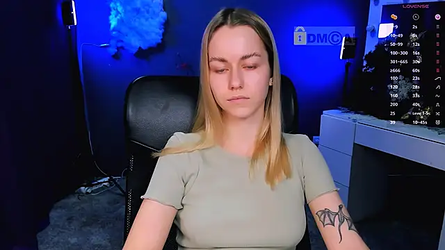 mary mooore online show from 01/14/25, 01:06