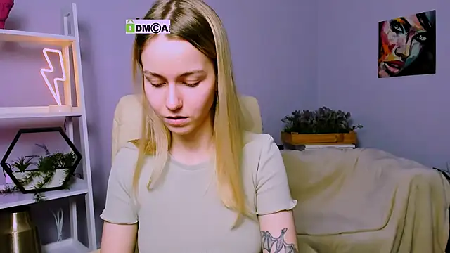 mary mooore online show from 02/03/25, 02:34