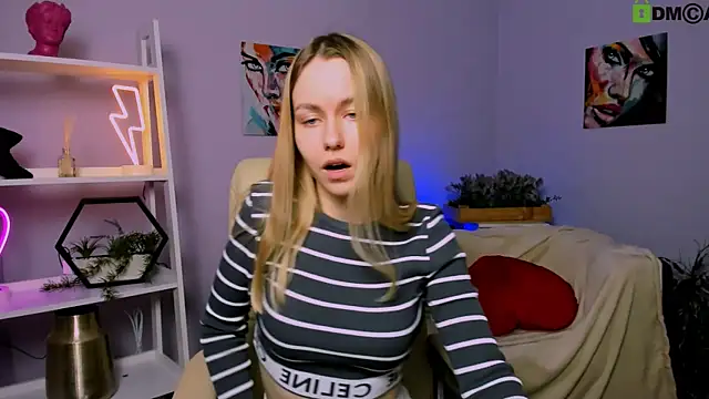 mary mooore online show from 02/04/25, 02:32