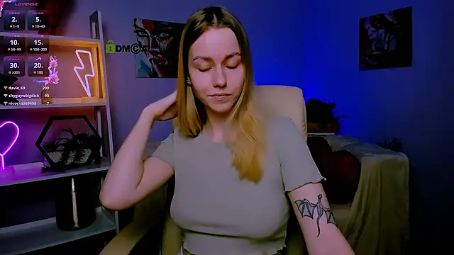 mary mooore online show from 02/22/25, 01:35