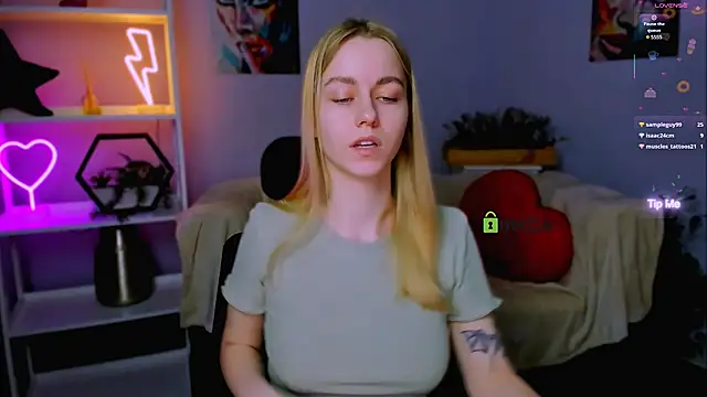 mary mooore online show from 03/16/25, 01:17