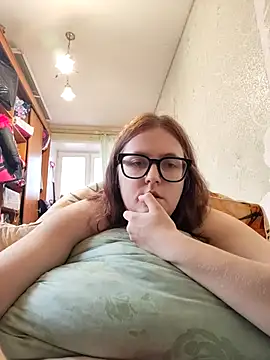 DesireMelissa online show from 11/25/25, 12:05