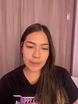 Snapshot of Latina_vanessa chatting on 01/21/25, 01:29 Latina vanessa online show from 01/21/25, 01:29