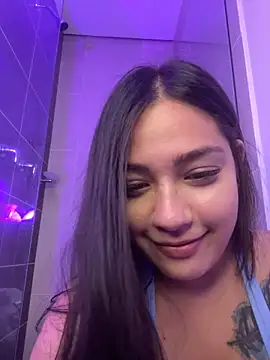 Snapshot of Latina_vanessa chatting on 02/04/25, 01:34 Latina vanessa online show from 02/04/25, 01:34