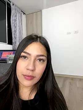Snapshot of Latina_vanessa chatting on 09/10/25, 02:33 Latina vanessa online show from 09/10/25, 02:33
