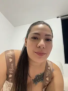 Snapshot of Latina_vanessa chatting on 11/07/25, 02:55 Latina vanessa online show from 11/07/25, 02:55