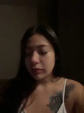 Snapshot of Latina_vanessa chatting on 12/14/25, 09:25 Latina vanessa online show from 12/14/25, 09:25